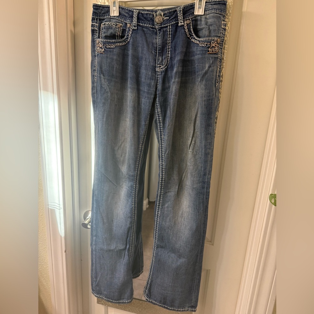 Boot cut jeans